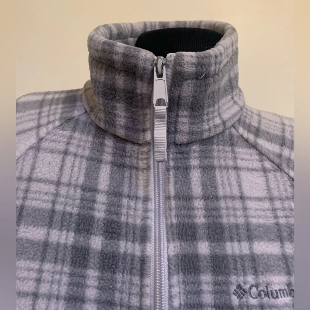 Columbia Full Zip Fleece-Gray Plaid-Zip Close Pockets-Mock Neck-Warm-Large - Picture 2 of 9